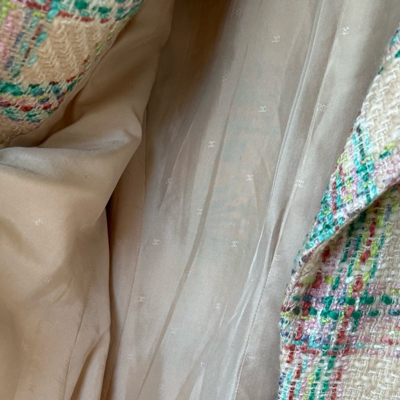 Chanel Runway tweed jacket - Picture 12 of 17